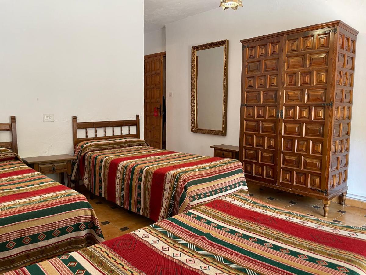 Hostal Rural Poqueira กาปีเลย์รา ภายนอก รูปภาพ