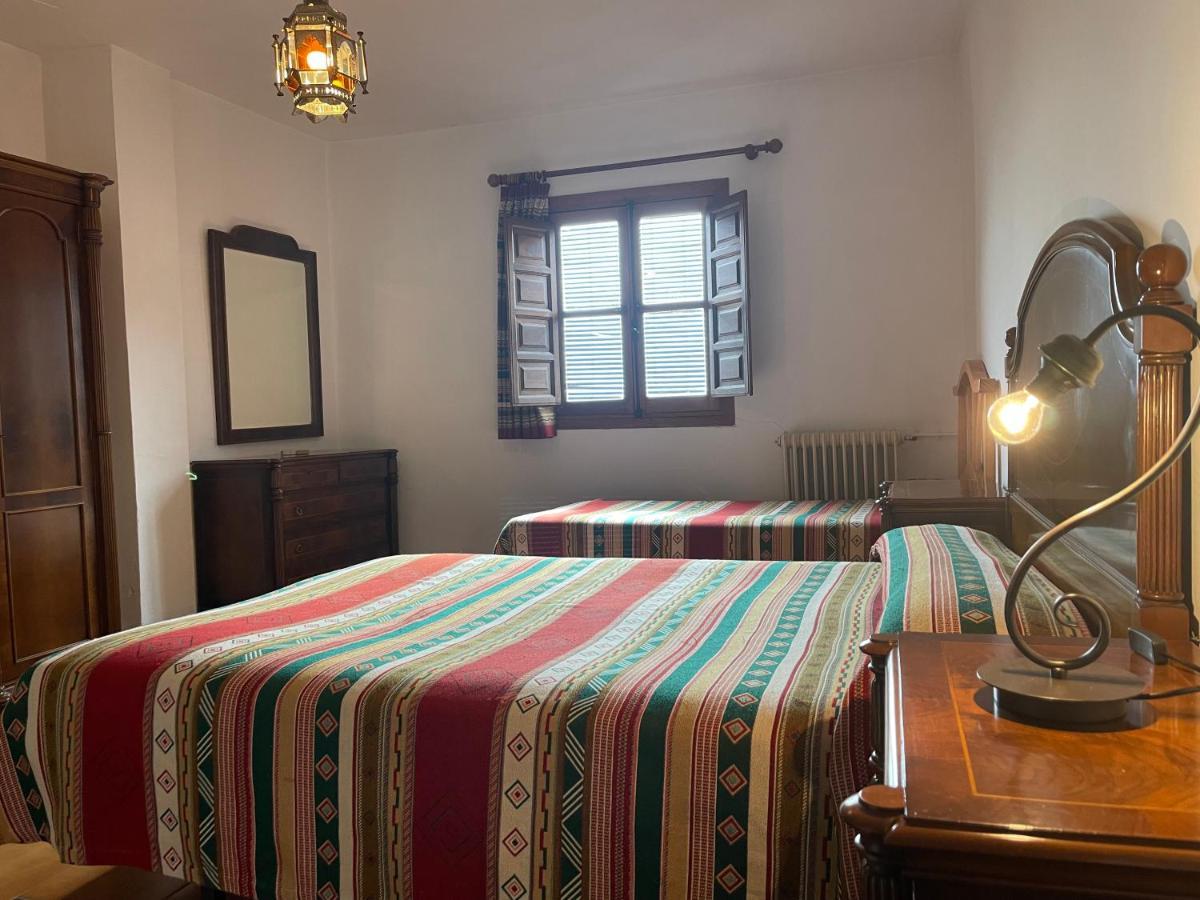 Hostal Rural Poqueira กาปีเลย์รา ภายนอก รูปภาพ