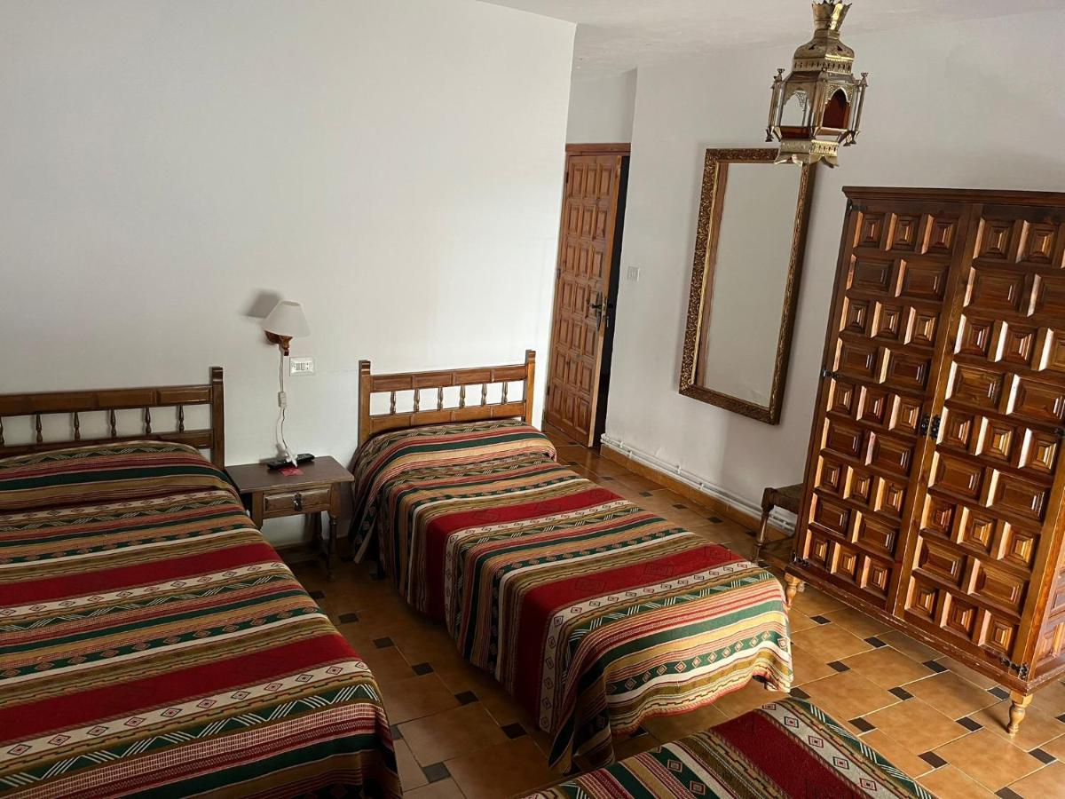Hostal Rural Poqueira กาปีเลย์รา ภายนอก รูปภาพ